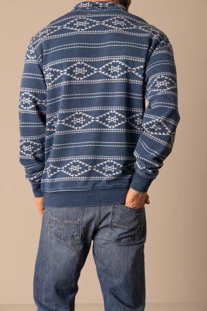 Crupper Pullover